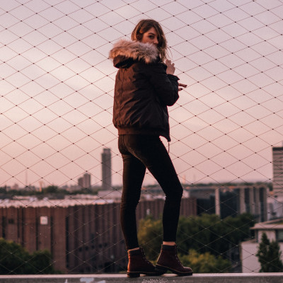 Δες 3 ολοκληρωμένα σύνολα με λιγότερα από 50 ευρώ (υπολογίσαμε και τα παπούτσια)!