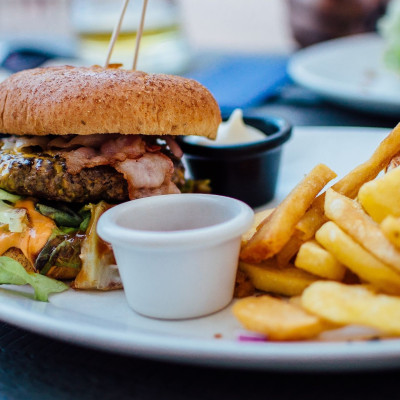 Fast food από τα χεράκια σου: Φτιάξε μόνη σου το καλύτερο γρήγορο φαγητό!
