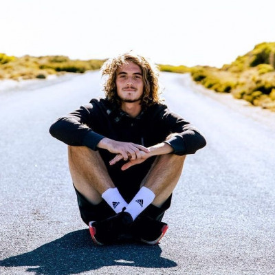 Όλα όσα θέλεις να μάθεις για τον Στέφανο Τσιτσιπά