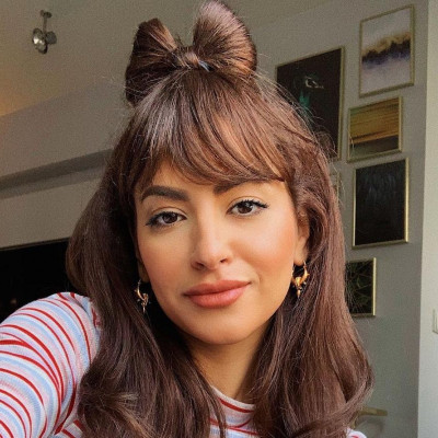 Δες πώς θα δημιουργήσεις μόνη σου το χτένισμα - φιογκάκι με τα μαλλιά σου