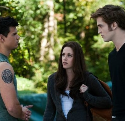 Μπορείς να είσαι ερωτευμένη με δύο αγόρια ταυτόχρονα;