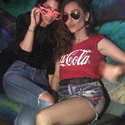 Η άσκηση της Δέσποινας Βανδή για τέλεια πόδια, σφιχτούς γλουτούς και επίπεδη κοιλιά