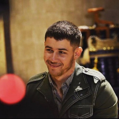 Ο Nick Jonas αποκάλυψε την είδηση που τόσο περίμενες να ακούσεις κι έγινε πανικός