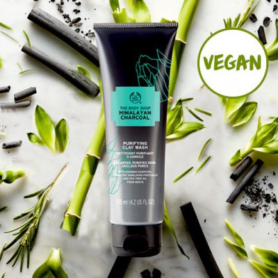 Αν πλύνεις το πρόσωπό σου με άνθρακα από τα Ιμαλάϊα δεν θα γυρίσεις στα άλλα καθαριστικά προσώπου