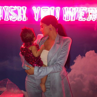 Το ξέραμε! Η Kendall Jenner μιλάει για τη δεύτερη εγκυμοσύνη της Kylie