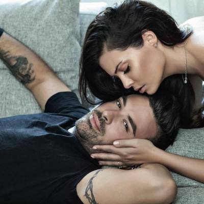 Κορινθίου-Αϊβάζης: 15+1 φωτογραφίες της κόρης τους & ο λόγος που έδειξαν το πρόσωπό της (pics&vid)