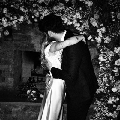 O Liam Hemsworth παραλίγο να μην παντρευτεί τη Miley Cyrus κι ο λόγος θα σε αφήσει άφωνη