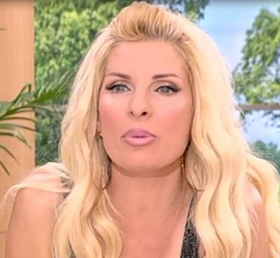 Η Ελένη Μενεγάκη εξήγησε το λόγο που δεν τηλεφωνεί στους συνεργάτες της