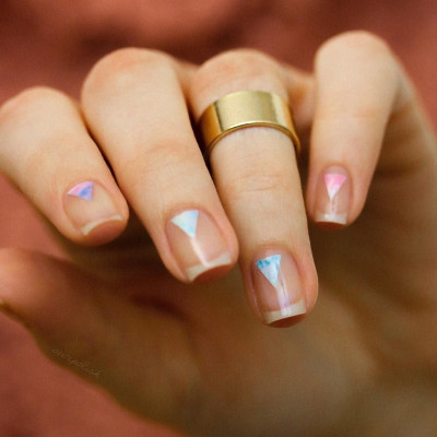 Ποια σχέδια στα νύχια να κάνεις αν είσαι εντελώς αρχάρια ή δεν πιάνουν τα χέρια σου