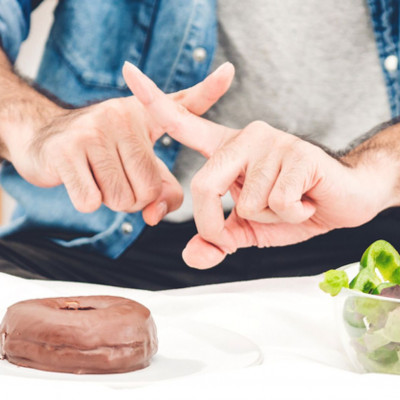 Αποχή από τη ζάχαρη: Τι συμβαίνει στο σώμα μετά από μία εβδομάδα (video)