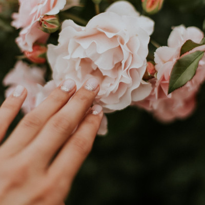 Spring nails: Υπέροχα ανοιξιάτικα σχέδια για τα νύχια σου