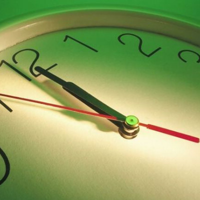 Μήπως είδες στον ύπνο σου ότι είναι μεσάνυχτα;