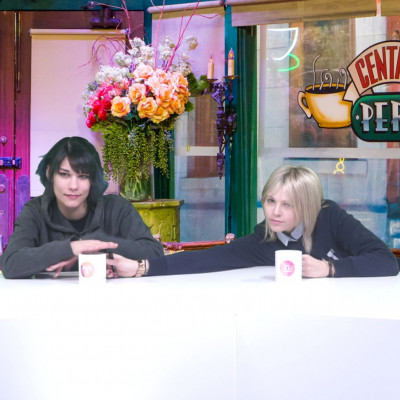 «Το ζώδιό σου μέσα»: Επεισόδιο 8ο: Με τα μυαλά που κουβαλάνε θα μείνουν αστεφάνωτες!