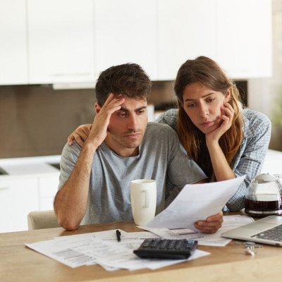 Πώς θα μειώστε το άγχος για τα οικονομικά προβλήματα