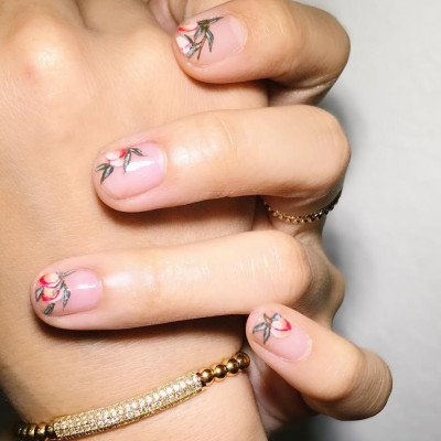 Δέκα nude μανικιούρ που μπορείς να κάνεις εύκολα αύριο το πρωί