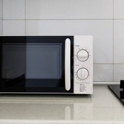 Τροφές που δεν πρέπει να ξαναζεσταίνετε στον φούρνο μικροκυμάτων (pics)