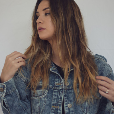 Πώς θα καλύψεις τα λαδωμένα μαλλιά χωρίς σαμπουάν κι άλλα κόλπα που δεν ξέρεις