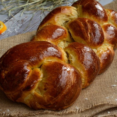 Σπιτικό τσουρέκι