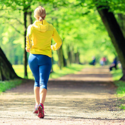 Πόσο πρέπει να περπατάτε καθημερινά για να χάσετε βάρος (video)