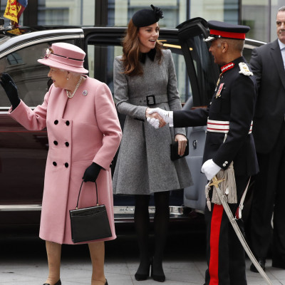 Η Kate Middleton αποκάλυψε πότε γνώρισε τη βασίλισσα για πρώτη φορά