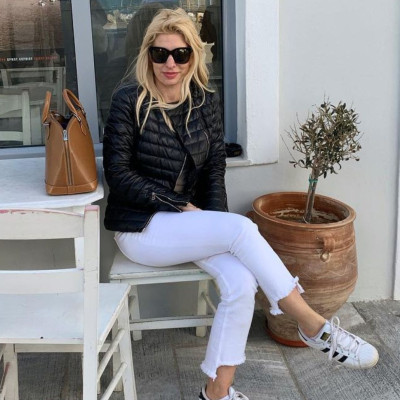 Ελένη Μενεγάκη: Το φωτογραφικό άλμπουμ από το τριήμερο στην Άνδρο (pics)