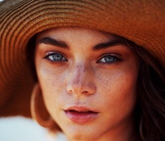 Πώς θα λεπτύνεις το πρόσωπό σου με απλές ασκήσεις