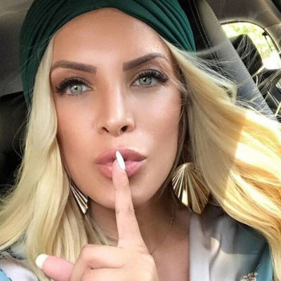 Ευτυχείτε: Έριξε «βόμβα» η Καινούργιου για νέο ζευγάρι στη showbiz