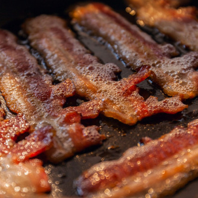 Κίνδυνος καρκίνου: Μια φέτα μπέικον αρκεί! (pics)