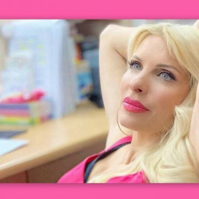 Ελένη Μενεγάκη: Ετοιμάζεται για τις Πασχαλινές της διακοπές! Αυτό το στιλ μας προτείνει!