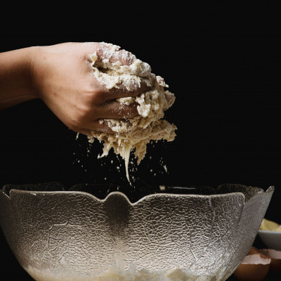 4 μυστικά για τα πιο τέλεια πασχαλινά κουλούρια