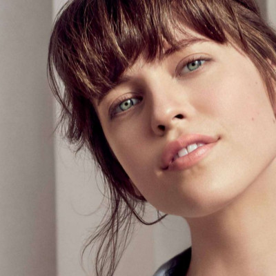 Υπάρχει μία σειρά περιποίησης που σε βοηθά να πατήσεις Ctrl+Z στα προβλήματα της επιδερμίδας σου