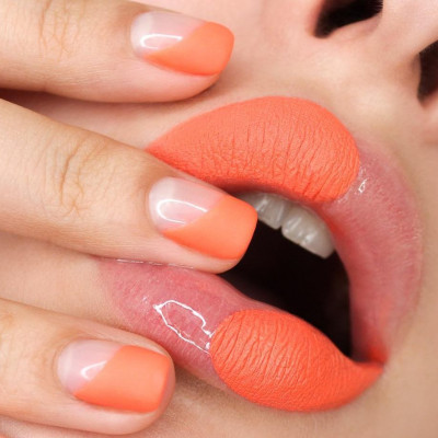 Nailspiration! Δέκα μανικιούρ για να χαζέψεις όσο κάνεις το μεσημεριανό σου διάλειμμα