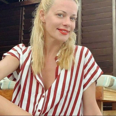 Ζέτα Μακρυπούλια: Έκανε Πάσχα στα νησιά Μπόρα – Μπόρα - Οι φωτό με μαγιό χωρίς φίλτρα και ρετούς