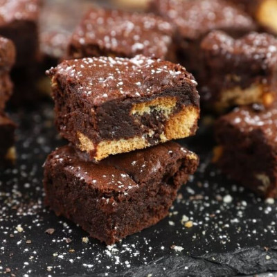 Brownies με τσουρέκι