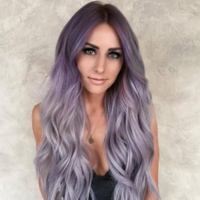 Υπάρχει μια απόχρωση που θα θέλεις να βάλεις οπωσδήποτε στα μαλλιά σου αυτή την άνοιξη