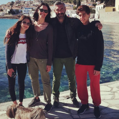 Νόνη Δούνια: Οι ποινές που επιβάλλει στα παιδιά της όταν της κρύψουν κάτι (vid)