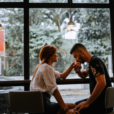 16 πράγματα που όλοι οι άντρες παρατηρούν σε μία γυναίκα