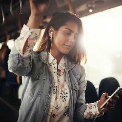 Κι όμως, υπάρχει συγκεκριμένο είδος μουσικής που «θεραπεύει» τη μελαγχολία