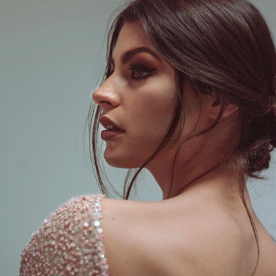 Η Δανάη Παππά από το Τατουάζ ποζάρει με το μαγιό της, και φέρνει το καλοκαίρι πιο κοντά