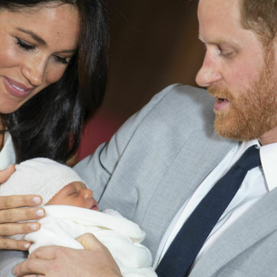 Αυτή είναι η απόφαση που πήρε η Meghan Markle και ο πρίγκιπας Harry για τον Archie (pics)