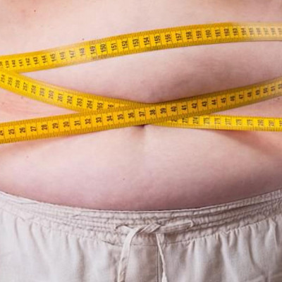 Tροφές που αυξάνουν το λίπος στην κοιλιά & με ποιες να τις αντικαταστήσετε (εικόνες)