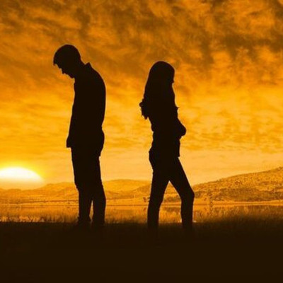 Χωρισμός - βόμβα στην ελληνική showbiz - Ποιος γνωστός τραγουδιστής είναι και πάλι single; (photos)