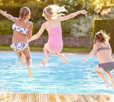 Forever Young: Αυτές είναι οι παιδικές συνήθειες που ακόμη λατρεύουμε