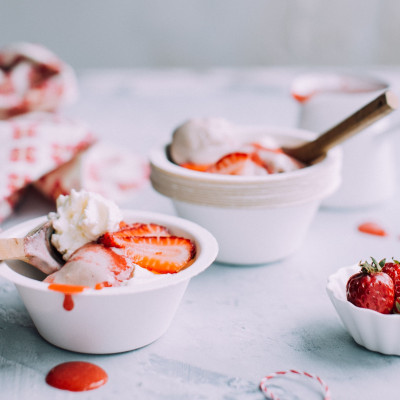 Πώς θα φτιάξεις πεντανόστιμο σπιτικό παγωτό για την παρέα μέσα σε 5 λεπτά