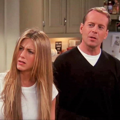 Το τεράστιο μυστικό πίσω από τη συμμετοχή του Μπρους Γουίλις στα «Φιλαράκια»! (pics)