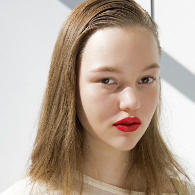 To μυστικό που θα κάνει τα λεπτά μαλλιά σου πιο γεμάτα δεν είναι αυτό που νομίζεις!