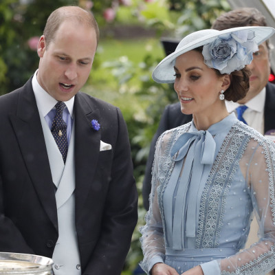 Τροχαίο ατύχημα στο οποίο εμπλέκεται ο William με την Kate Middleton