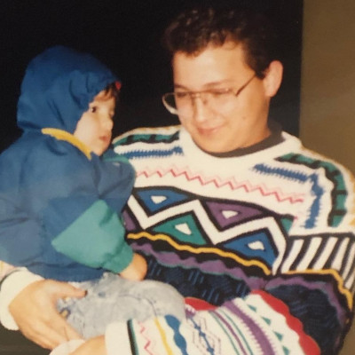 Το αγοράκι της φωτογραφίας είναι τραγουδιστής και σύζυγος πασίγνωστης ηθοποιού του Game of Thrones