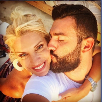 «8 Λέξεις»: Δε φαντάζεστε ποια πρώην του Μισόκαλου θα πρωταγωνιστήσει στη σειρά! (Video & Photos)