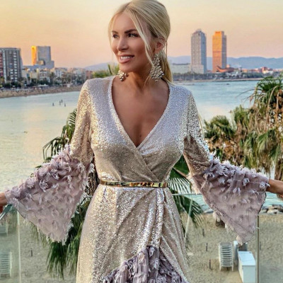 Γάμος στην Ισπανία για την Κατερίνα Καινούργιου, κι έβαλε το πιο ωραίο φόρεμα